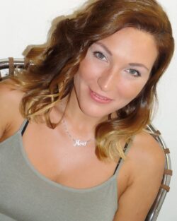 Nora G. Casting Attrici;Donne;Modelle Milano - 25-35 anni