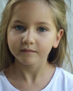Dalila B. Casting Bambini Milano - Bambina anni