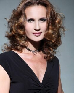 Denisa F. Casting Donne;Modelle Milano - 35-50 anni