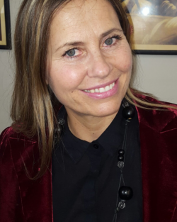 Sandra Modelle;Attrici;Donne