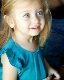 Aurora M. Casting Bambini Milano - Bambina anni