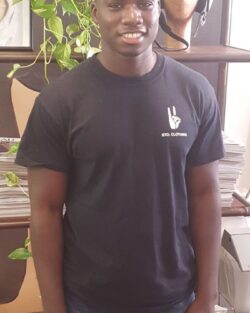 Abdou Casting Uomini;Caratteristi;Modelli Milano - 18-25 anni